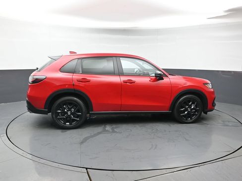 Used 2024 Honda HR-V Sport image 7