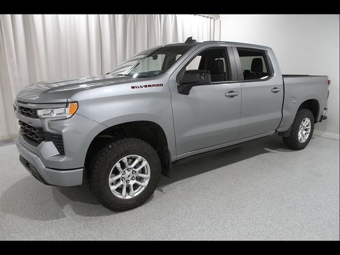 Certified 2025 Chevrolet Silverado 1500 RST w/ Protection Package AWD/4WD image 3