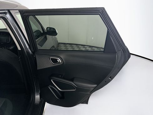 Used 2021 Kia Soul X-Line FWD image 28
