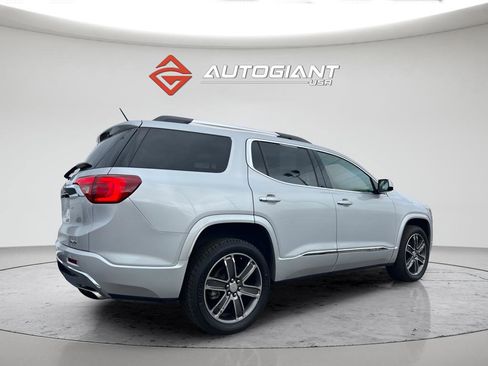 Used 2019 GMC Acadia Denali w/ Technology Package image 8