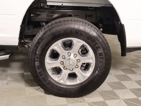Used 2026 RAM 2500 Big Horn AWD/4WD image 18