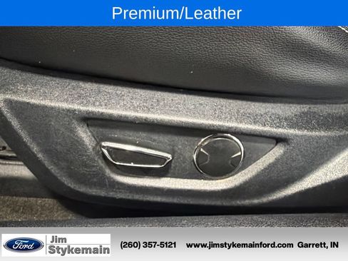 Used 2016 Ford Mustang Premium w/ Equipment Group 201A RWD image 14