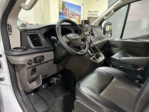 Used 2021 Ford Transit 150 XL image 17