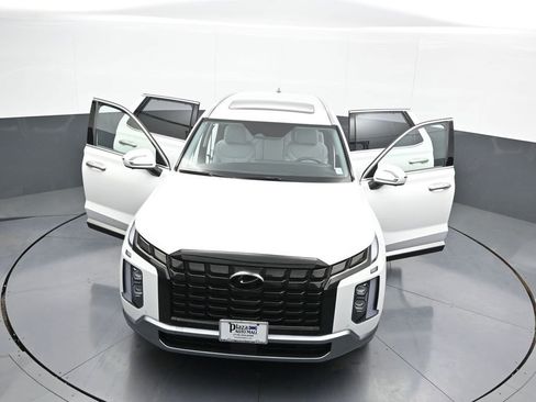 Used 2023 Hyundai Palisade SEL image 48