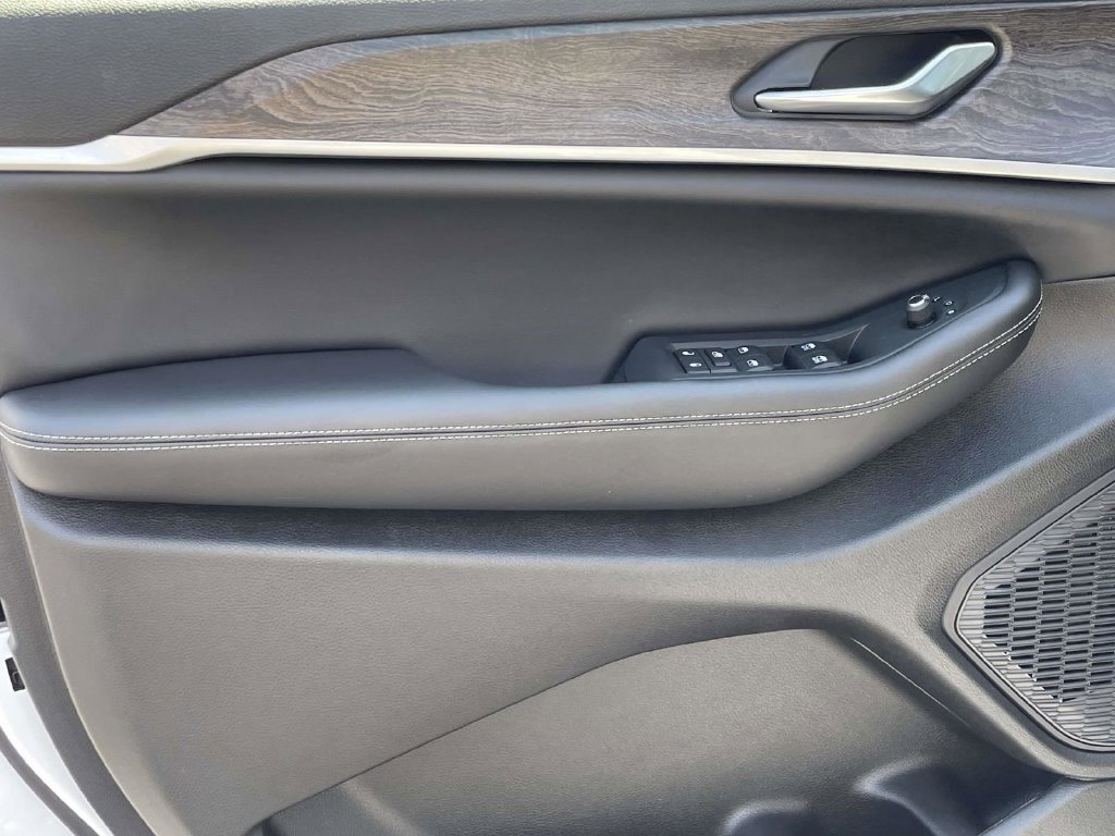 New 2027 Jeep Grand Cherokee 4WD image 23