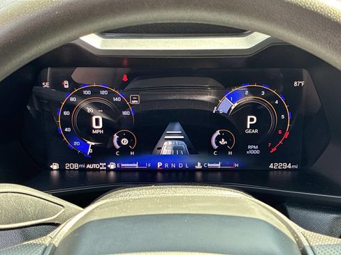 Used 2024 Chevrolet Colorado Trail Boss w/ Advanced Trailering Package AWD/4WD image 33