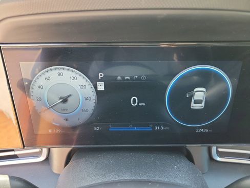 Used 2025 Hyundai Elantra SEL FWD image 20
