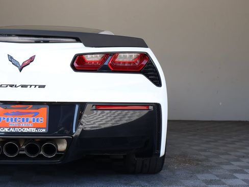 Used 2017 Chevrolet Corvette Stingray Coupe w/ Carbon Flash Badge Package RWD image 12