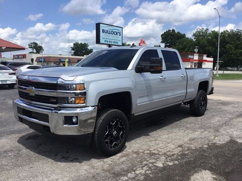 Used 2015 Chevrolet Silverado 2500 LT w/ LT Convenience Package AWD/4WD image 1