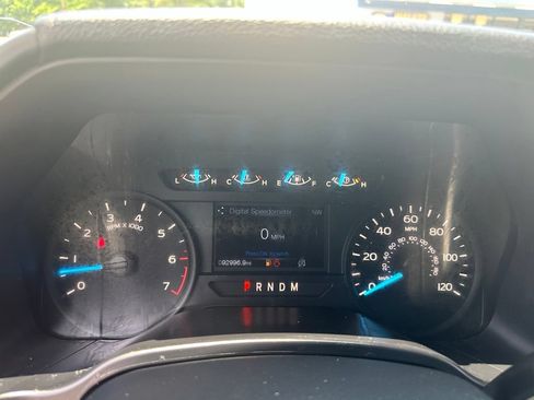 Used 2019 Ford F150 XL w/ Equipment Group 101A Mid AWD/4WD image 20