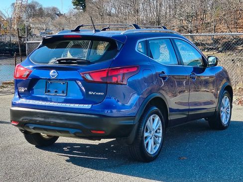 Used 2018 Nissan Rogue Sport SV w/ SV Technology Package image 7