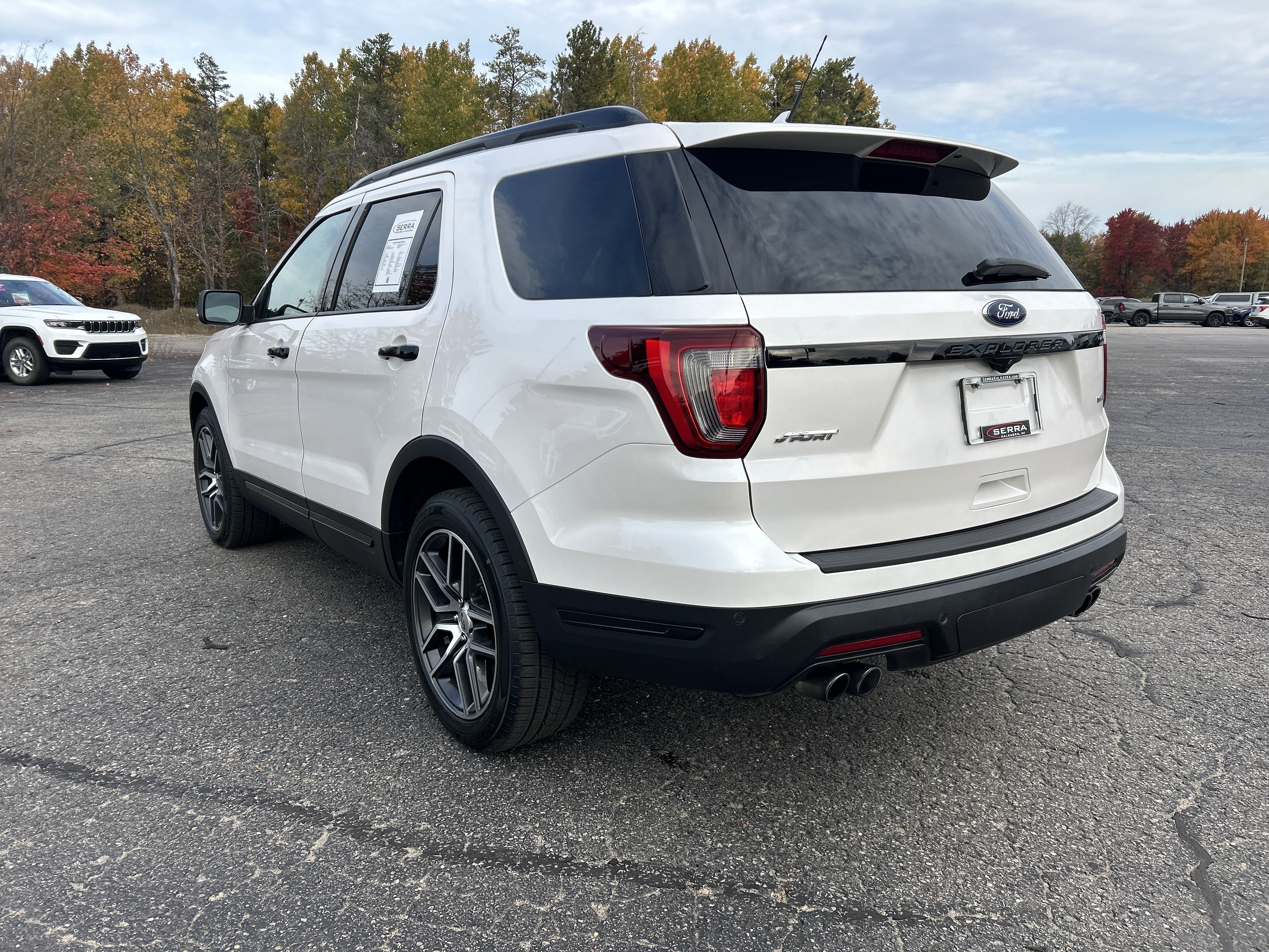 Used 2019 Ford Explorer Sport AWD/4WD image 5