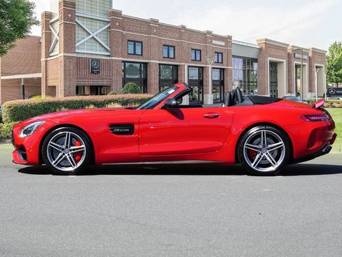 Used 2018 Mercedes-Benz AMG GT C image 9