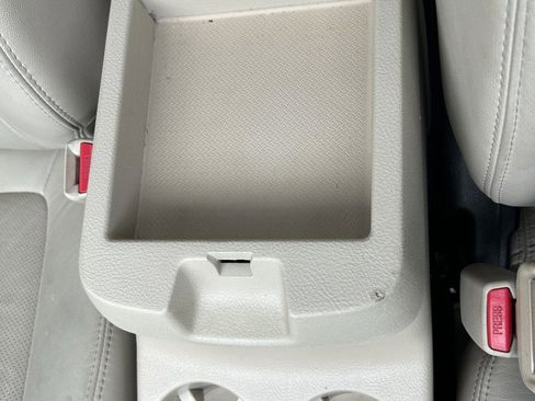 Used 2009 Hyundai Santa Fe Limited FWD image 19