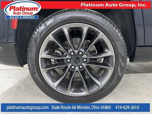 Used 2023 Jeep Grand Wagoneer L Series III w/ Rear Seat Video Group 1 AWD/4WD image 44