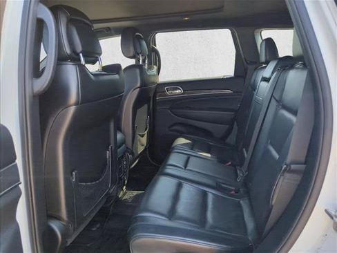 Used 2016 Jeep Grand Cherokee High Altitude RWD image 18