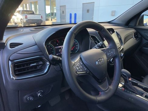 Used 2024 Chevrolet Equinox RS w/ RS Leather Package image 28
