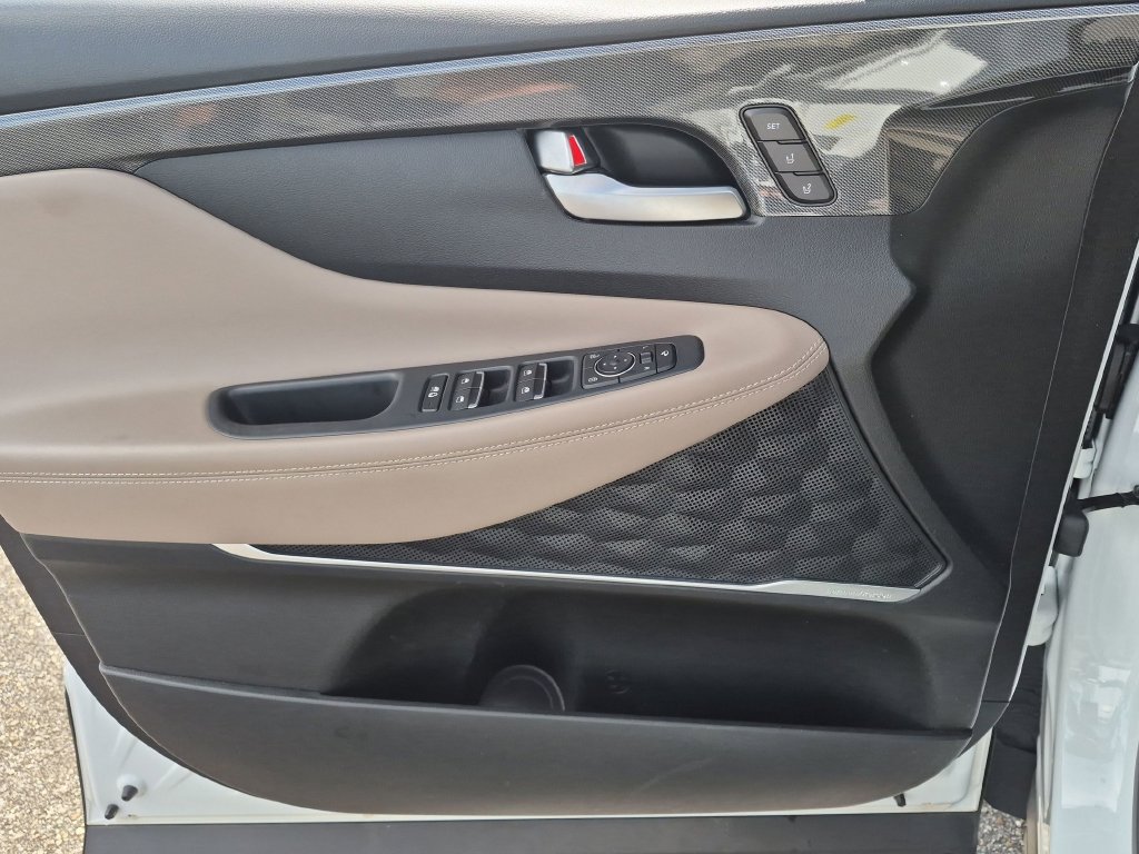 Used 2021 Hyundai Santa Fe Limited FWD image 35
