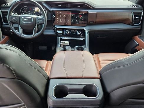 Used 2023 GMC Sierra 1500 Denali Ultimate image 11