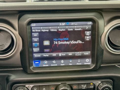 Used 2023 Jeep Wrangler Unlimited Rubicon 4xe w/ Cold Weather Group AWD/4WD image 13