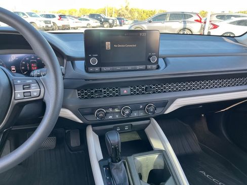 Used 2023 Honda Accord LX image 15