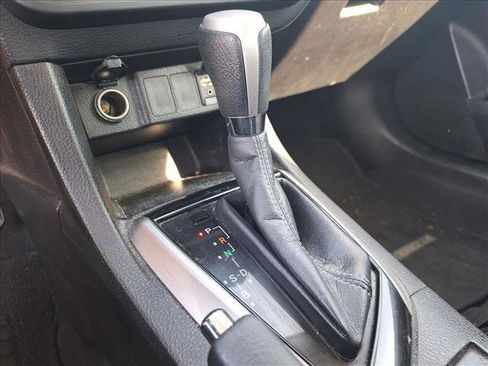 Used 2016 Toyota Corolla LE image 14