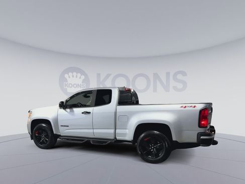 Used 2017 Chevrolet Colorado LT w/ Redline Special Edition image 8