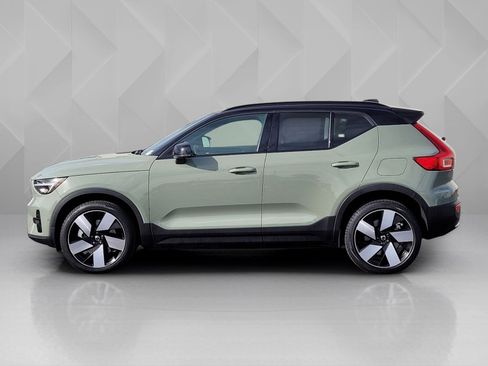 Certified 2023 Volvo XC40 Recharge Ultimate image 7