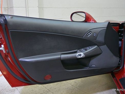 Used 2006 Chevrolet Corvette Convertible w/ Preferred Equipment Group image 13