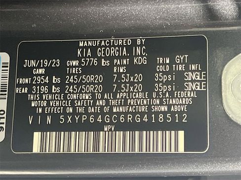 Certified 2024 Kia Telluride S image 33