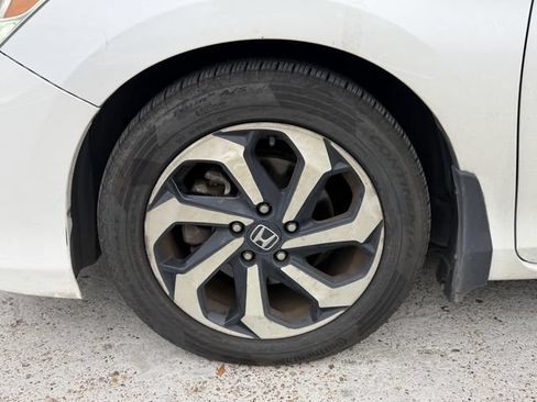 Used 2016 Honda Accord EX-L image 9