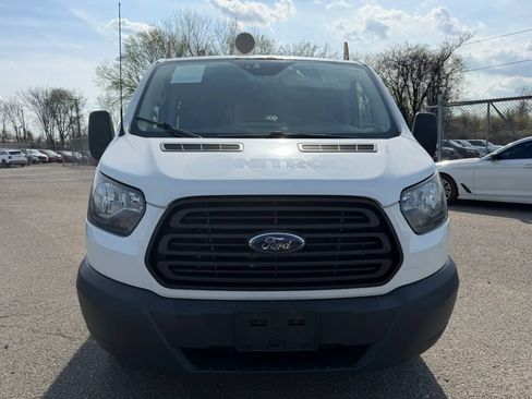 Used 2017 Ford Transit 150 130 Low Roof RWD image 2