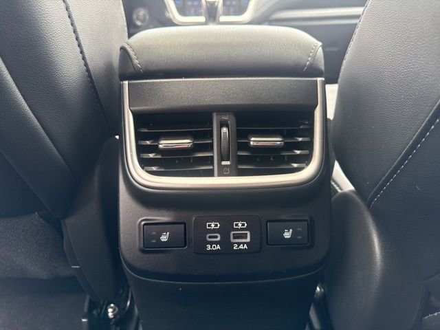 Used 2024 Subaru Outback Limited AWD/4WD image 12