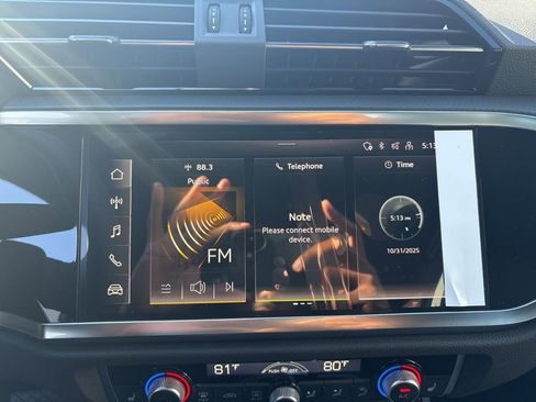 New 2025 Audi Q3 2.0T Premium image 19