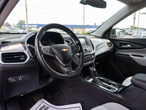 Used 2018 Chevrolet Equinox LT AWD/4WD image 24