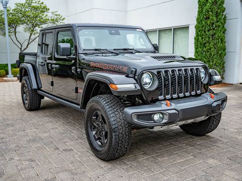 Used 2021 Jeep Gladiator Mojave w/ Dual Top Group AWD/4WD image 3