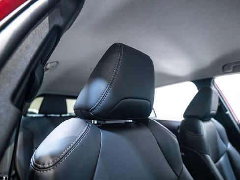 Certified 2023 Toyota Corolla Cross XLE image 17