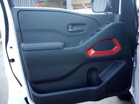 New 2026 Nissan Frontier PRO-4X w/ Tow Package image 10