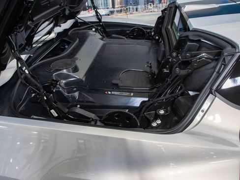 Used 2024 Chevrolet Corvette Stingray Premium Conv w/ Z51 Performance Package RWD image 5