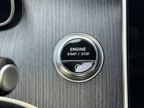 Used 2024 Mercedes-Benz CLE 300 4MATIC Coupe image 21