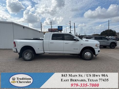 Used 2019 RAM 3500 Big Horn image 4