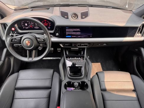 Certified 2026 Porsche Cayenne S AWD/4WD image 16