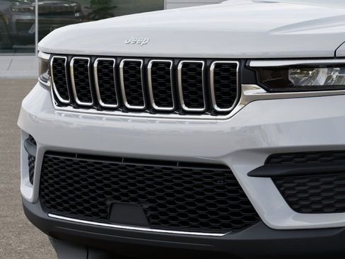 New 2026 Jeep Grand Cherokee Laredo X RWD image 11