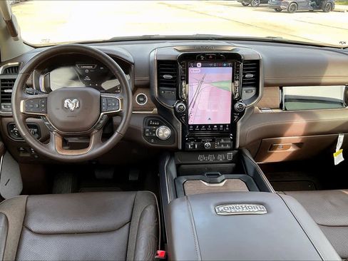 Used 2025 RAM 1500 Limited w/ Trailer Tow Group image 14