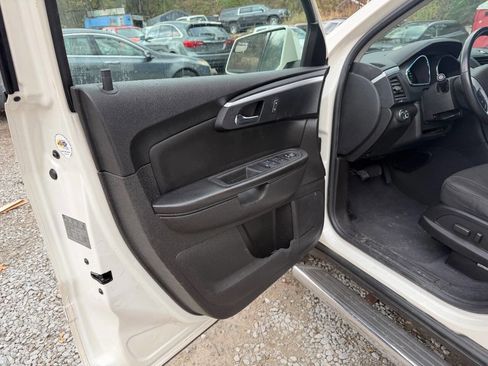 Used 2011 Chevrolet Traverse LT w/ LPO, 'HIT The Road' Package image 9