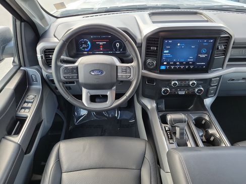Used 2025 Ford F150 Lightning XLT AWD/4WD image 16