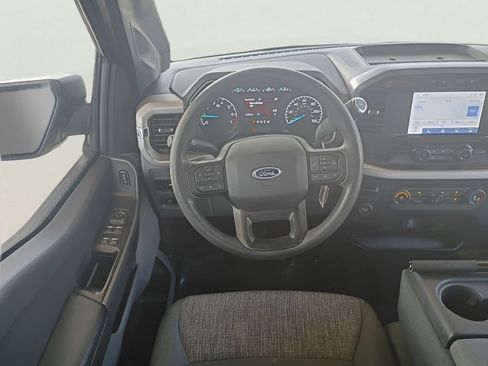 Used 2023 Ford F150 XLT RWD image 3