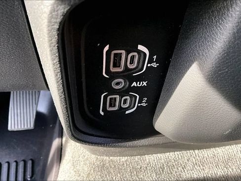 Used 2022 RAM 1500 Laramie AWD/4WD image 15