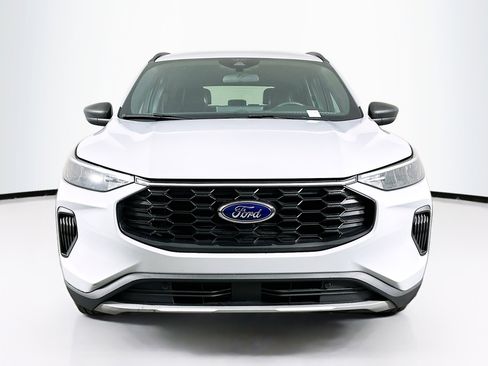 Used 2025 Ford Escape ST-Line w/ Tech Pack #1 image 2