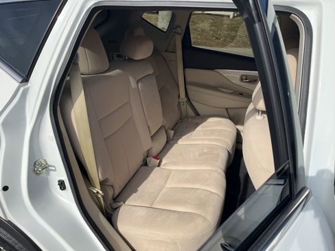 Used 2017 Nissan Murano SV image 21